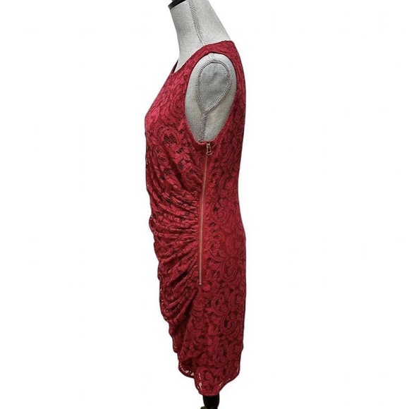 Adrianna Papell Red lace overlay pencil ruched sides sleeveless dress size 10 - Picture 3 of 8